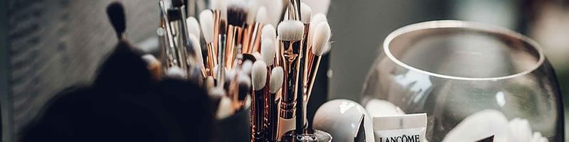 The Advantages of Professional Cosmetic Translation Services