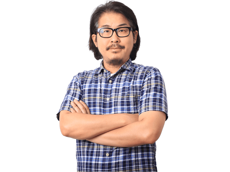 Malay translation services, The asian man is standing with crossed arms.