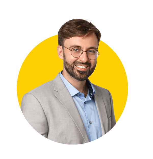 Apps translations uk, Portrait of handsome bearded male entrepreneur in grey suit and glasses, using digital tablet.