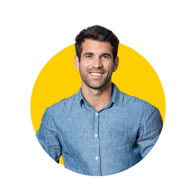 Machine translations uk, Portrait of a handsome man smiling against grey background with copy space. 