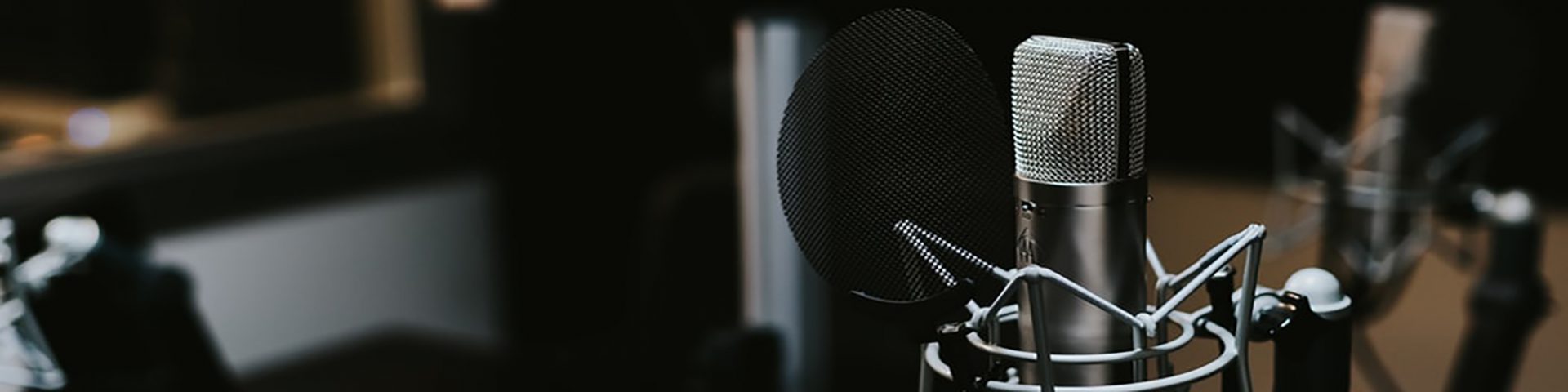 The benefits of using professional multilingual voice-over services