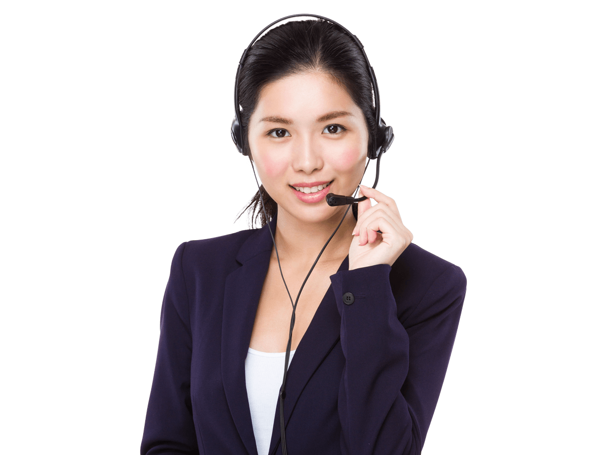 Japanese interpreting services expert wearing a black jacket and a headset